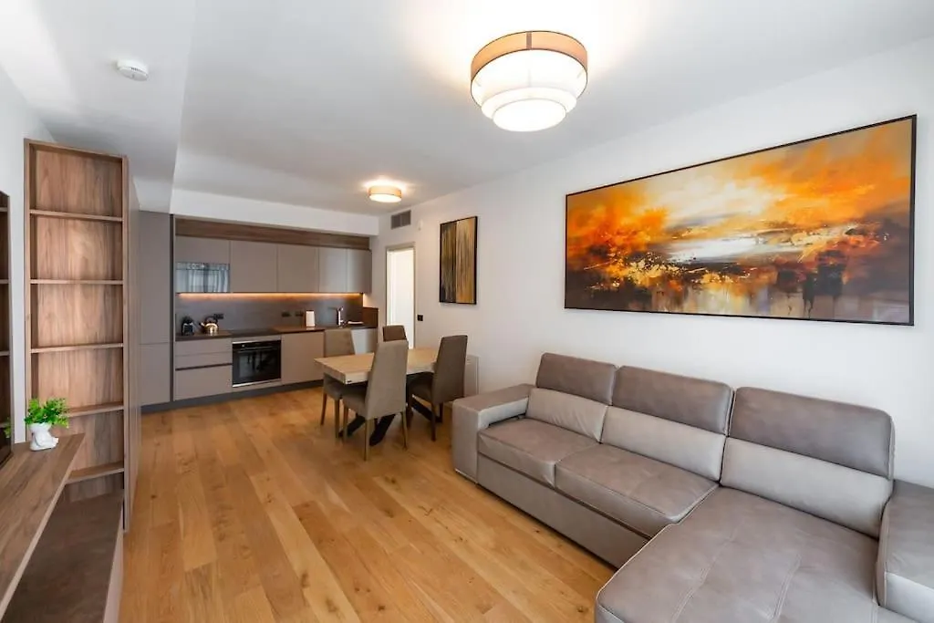 Apartment East Garden Lambrate Suite Elegante Moderna Milan Italy