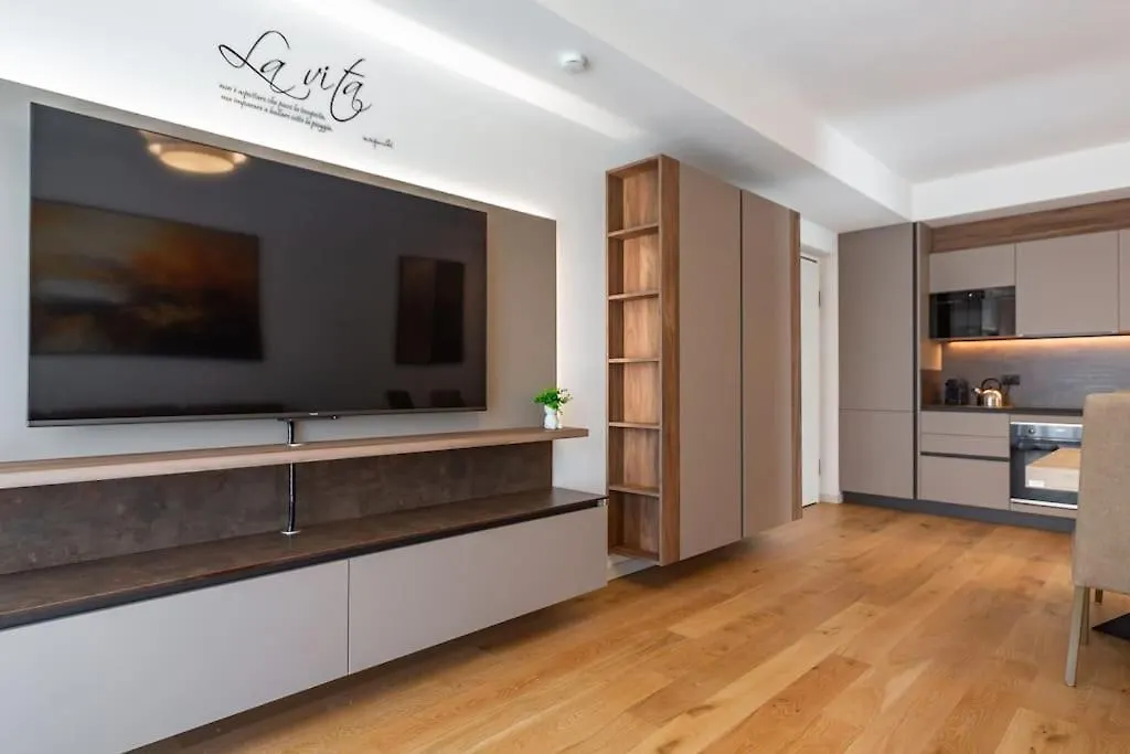 Apartment East Garden Lambrate Suite Elegante Moderna Milan