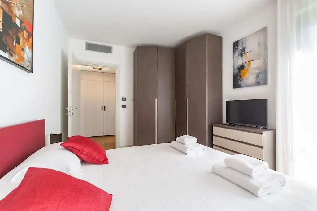 Apartamento East Garden Lambrate Suite Elegante Moderna Milão
