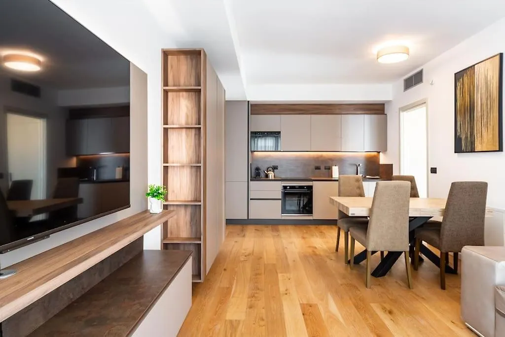 Apartamento East Garden Lambrate Suite Elegante Moderna Milão