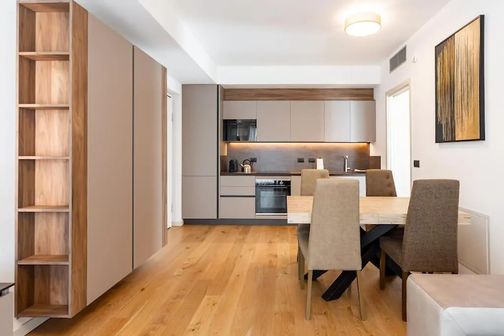 Apartamento East Garden Lambrate Suite Elegante Moderna Milão